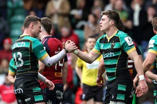 Fraser Dingwall e Tommy Freeman se juntam hoje nos centros